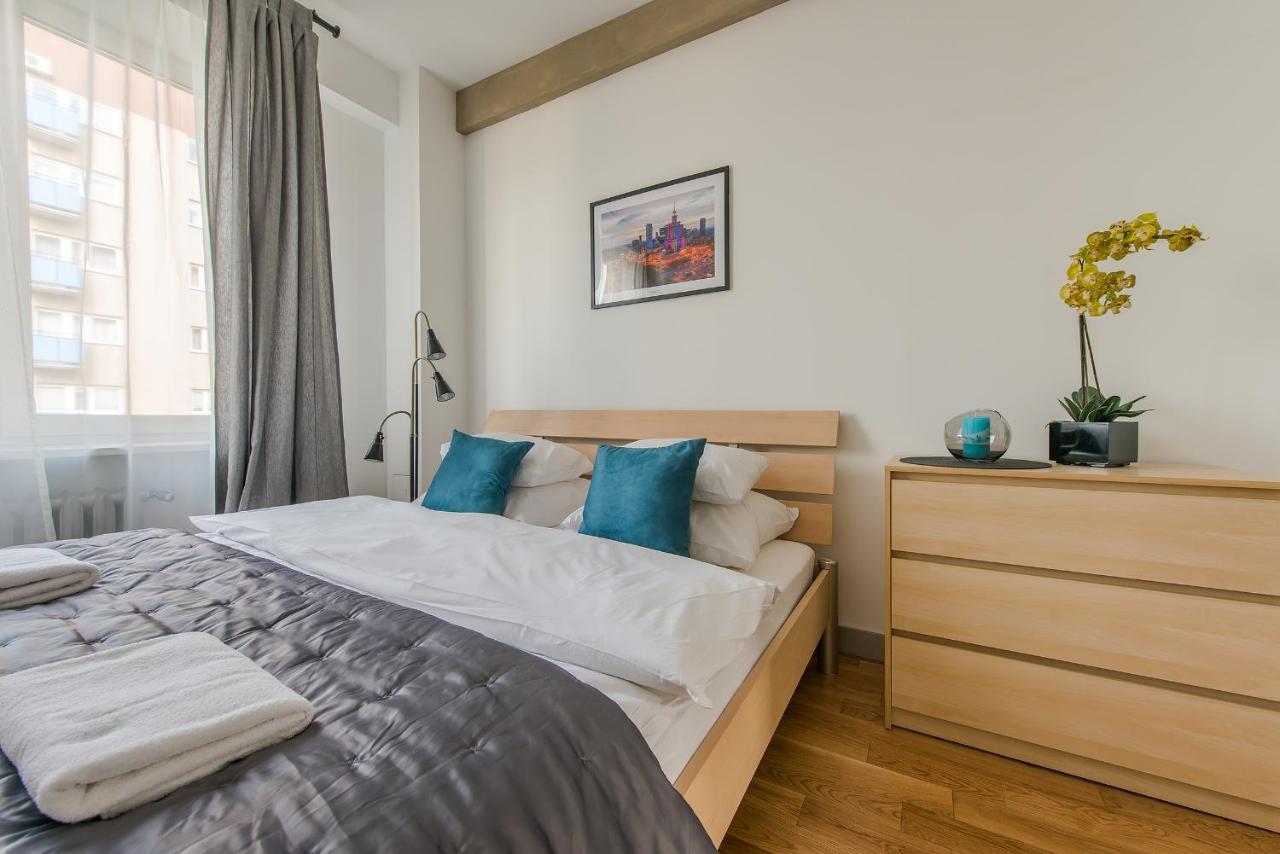 Dworzec Centralny P&O Serviced Apartments Warschau Exterior foto